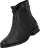 Das Bild zeigt einen schwarzen Stiefel von der linken Seite. Der Stiefel hat ein einfaches und elegantes Design mit einer robusten Sohle. Náhled obrázku produktu