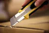 Cutter 25 mm bi-matière (blocage à molette crantée) Voir les images du produit 12
