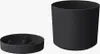 A black plant pot and its matching saucer are displayed separately against a white background. Anteprima dell’immagine prodotto