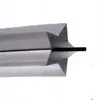 A close-up view of a star-shaped cutting head for a lawnmower, with a black rod extending from the center. Produktbild-Vorschau