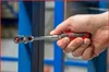 KS TOOLS 1/4" SlimPOWER cliquet réversible articulé Voir les images du produit 3