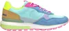 A single sneaker shown from the side on a white background. Produktbild-Vorschau