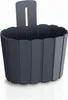 A dark gray, fluted planter pot with a hanging attachment is shown against a white background. Voir les images du produit