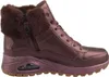 A side view of a purple Skechers boot with brown fur trim. Anteprima dell’immagine prodotto