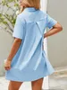 Ein locker sitzendes Sommerkleid für Damen mit Knopfleiste. Produktbild-Vorschau 4