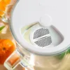 A close-up view of the lid of a water filter pitcher, showing the filter compartment and the brand name. Anteprima dell’immagine prodotto
