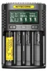 A Nitecore UM4 battery charger with one battery inserted. Náhled obrázku produktu