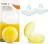 A product shot of Medela nipple shields and their storage case. Anteprima dell’immagine prodotto