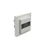 A white thermostat mounted on a white wall plate, shown from a diagonal angle. Anteprima dell’immagine prodotto