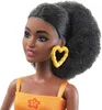 Mattel HPF74 Barbie aux cheveux noirs bouclés, vêtements, Voir les images du produit 7