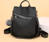 Dámský batoh s kabelkami Pom Pom Anti-Theft Travel Bag Náhled obrázku produktu 3