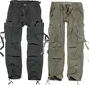 Two pairs of cargo pants, one gray and one olive, are displayed side-by-side against a white background. Produktbild-Vorschau