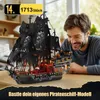 Set di costruzioni a tema pirata con luci, modello di nave Anteprima dell’immagine prodotto 3