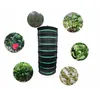 A collage of images showing a drying rack with various plants and vegetables. Voir les images du produit