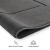 Close-up of a folded dark gray bath mat, showing its texture and edge. Anteprima dell’immagine prodotto