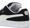Close-up view of the heel and side of a black Puma Suede XL sneaker. Produktbild-Vorschau