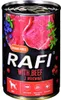 A can of dog food with a label showing beef, blueberries, and herbs. Náhled obrázku produktu