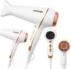 A studio product shot of multiple white hair dryers with rose gold accents against a white background. Anteprima dell’immagine prodotto