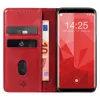 A red flip cover phone case with card slots and a banknote is shown open, with a smartphone inside displaying the lock screen. Produktbild-Vorschau