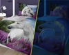 A split image showing a duvet cover with a horse motif. The left side shows the duvet cover in normal lighting, while the right side shows it in the dark, with the horse design glowing. Náhled obrázku produktu
