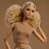 Barbie Signature „Día De Muertos“-Puppe 2026 mit seidenem Produktbild-Vorschau 5