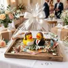 Lot de 2 canards en plastique « couple de mariés » pour Voir les images du produit 7