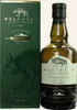 A bottle of Wolfburn Morven Highland Single Malt Scotch Whisky and its matching gift box are displayed side-by-side against a white background. Produktbild-Vorschau