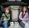 Two children are sitting in car seats in the back of a car. Produktbild-Vorschau