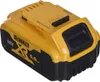 A yellow and black DeWalt 18V XR Li-Ion 5.0Ah battery pack is shown against a white background. Voir les images du produit