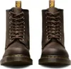A pair of brown Dr. Martens boots are shown from the front against a white background. Voir les images du produit