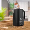 A black electric kettle is shown on a wooden table, with steam rising from the spout. Dimensions are indicated with text overlays. Produktbild-Vorschau