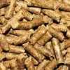 A close-up, detailed view of a pile of horse feed pellets. Produktbild-Vorschau