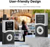 Two Retekess tour guide devices, a transmitter and a receiver, are displayed in front of a blurred background of people in an outdoor setting. Text overlays highlight battery specifications. Náhled obrázku produktu