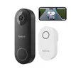 A black video doorbell and a white chime are displayed next to a smartphone showing a video feed. Produktbild-Vorschau