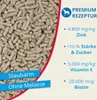 A close-up of horse feed pellets with marketing text and icons on the right side. Produktbild-Vorschau