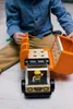 Jouéco Holzwerkbank LKW - Kinder Werkbank Spielzeug aus Produktbild-Vorschau 5