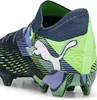 A close-up, side view of a Puma football boot. Náhled obrázku produktu