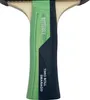 Close-up of the handle of a Butterfly Timo Boll Smaragd table tennis racket. Anteprima dell’immagine prodotto
