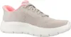 A single athletic shoe shown from the side on a white background. Voir les images du produit