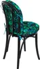 A black chair with a tropical leaf-patterned cushion. Produktbild-Vorschau