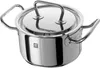 A shiny, metallic pot with a lid and two handles is shown against a white background. Produktbild-Vorschau