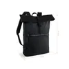 A black backpack with a rolltop closure is shown against a white background. Dimensions are indicated with lines and numbers. Anteprima dell’immagine prodotto