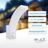 A white LED outdoor wall light with a curved design is shown in front of a blurred background of a house at dusk. Text overlays highlight product features. Produktbild-Vorschau