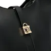 U.S. POLO ASSN. Taška cez rameno Winterberry Hobo Bag black Náhľad obrázku produktu 10