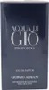 Rechteckige Box in Tiefblau mit dem silbernen Logo „Acqua di Giò Profondo“ und Giorgio-Armani-Schriftzug darunter. Voir les images du produit