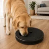 Hundespielzeug mit Krallenfeile Labrador frisst Leckerli aus Spielzeug Produktbild-Vorschau