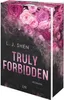 A book cover with a floral design. Voir les images du produit