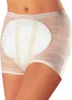 A close-up view of a person wearing an incontinence product. Anteprima dell’immagine prodotto