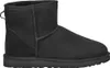 A single black Ugg boot is shown against a white background. Voir les images du produit