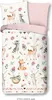 A flat lay of a duvet cover and pillowcase with a woodland animal theme. Produktbild-Vorschau